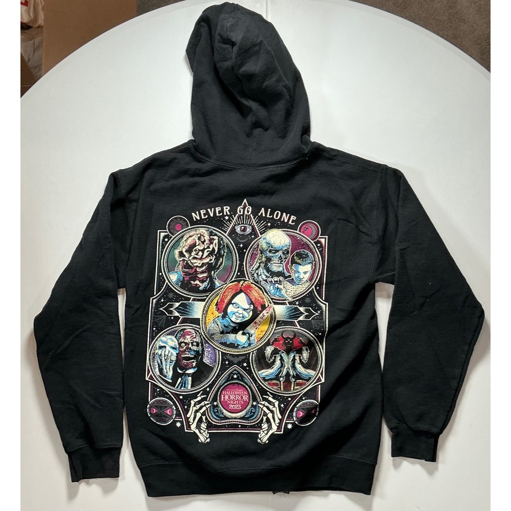Universal Studios Halloween Horror Nights 2023‎ Zip Hoodie Small Chucky Horror